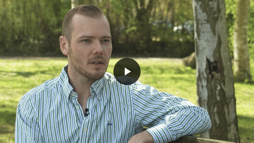 La Maison du Poids – Canalzoom – Momentum – Louis Engels, l&rsquo;enfant en surpoids est devenu diététicien